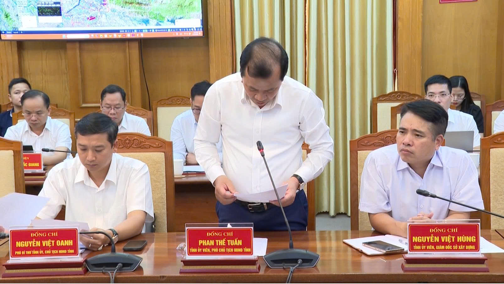 PHIMXAY DUNG BAN CHUAN_part002.mp4