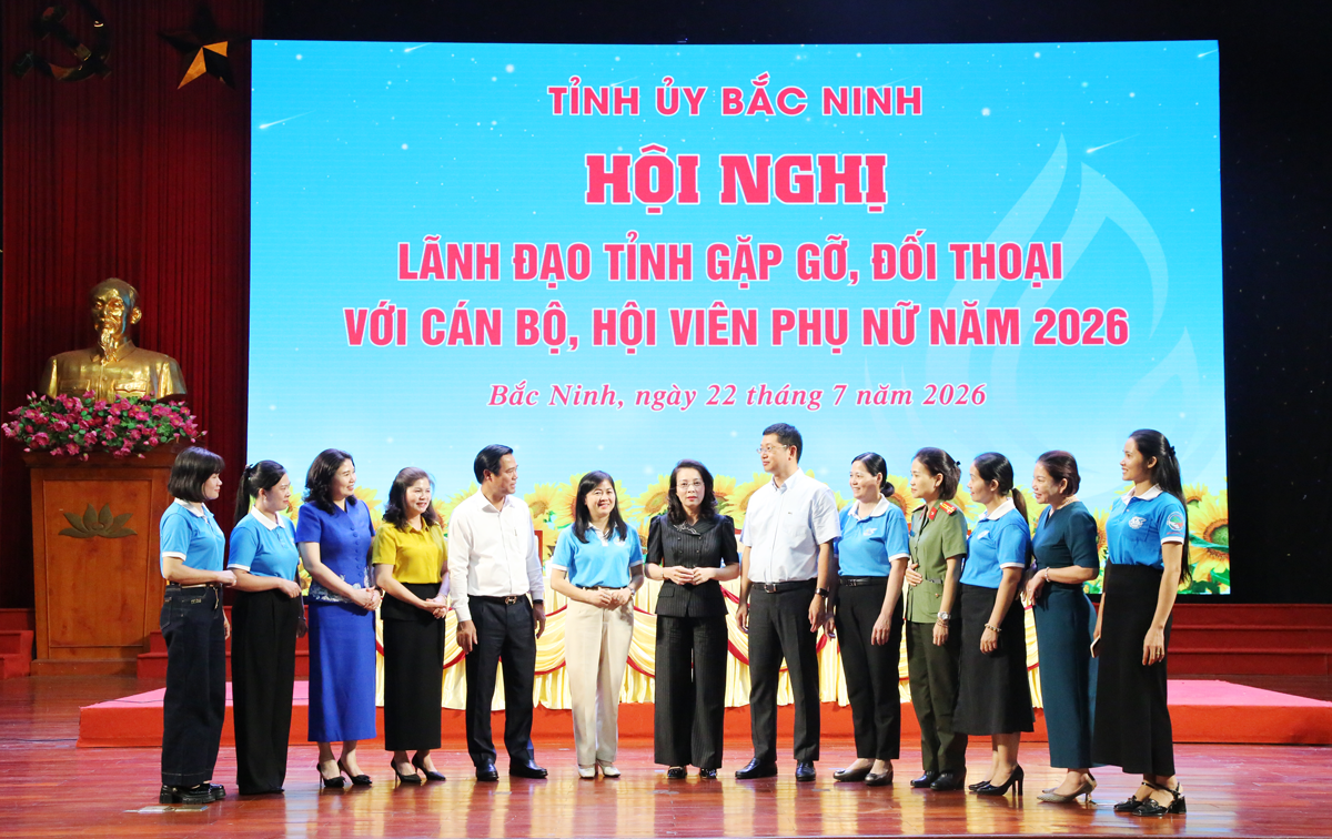 Lãnh đạo tỉnh Bắc Ninh gặp gỡ, đối thoại với cán bộ, hội viên phụ nữ năm 2026